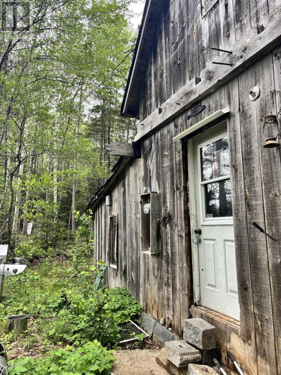 320 Charles Hill Road - 3