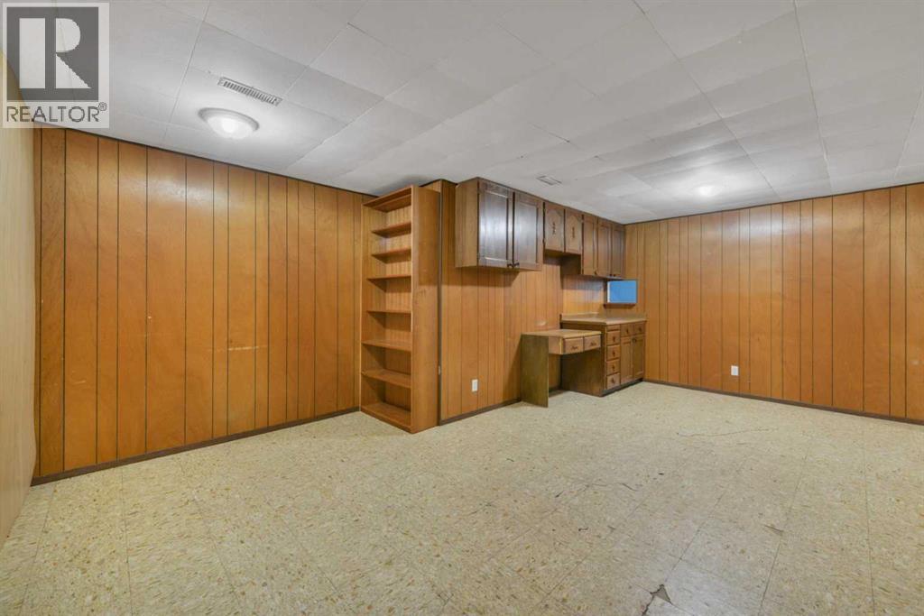 3405 55 Avenue - 23