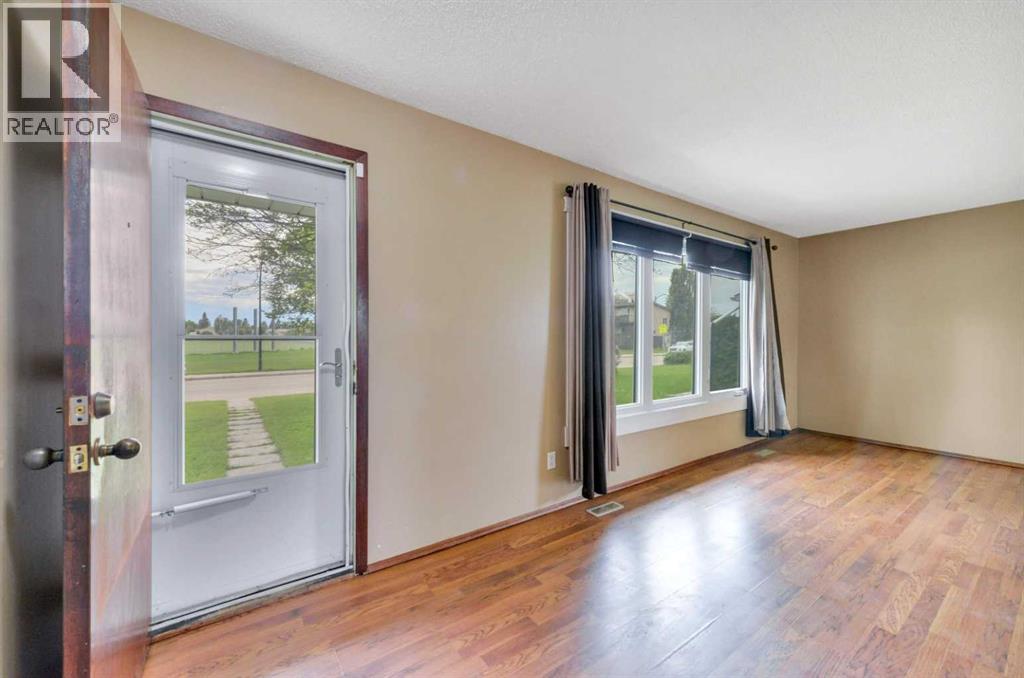 3405 55 Avenue - 2