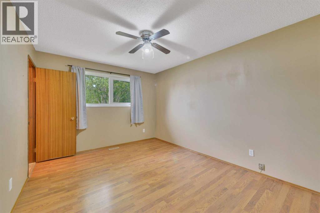 3405 55 Avenue - 13