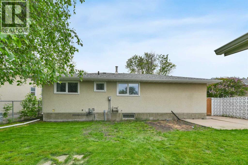 3405 55 Avenue - 36