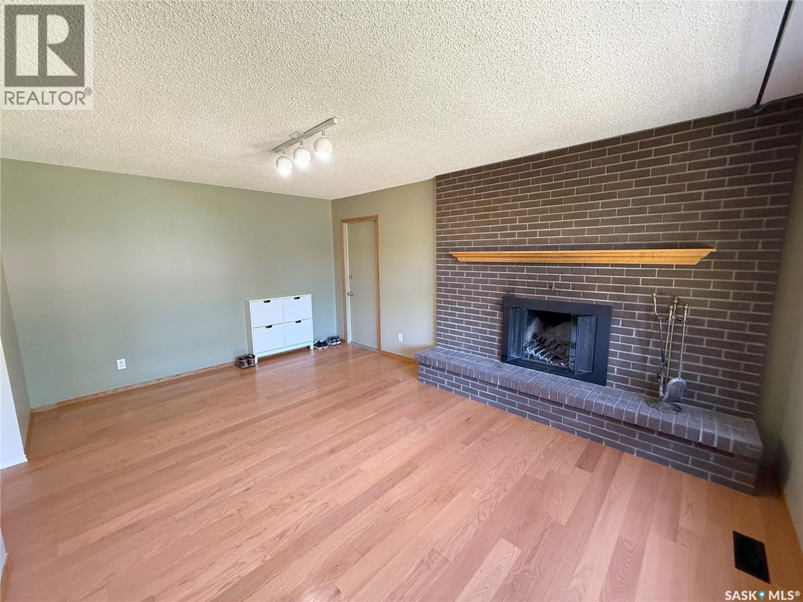 86 Duncan CRESCENT - 36