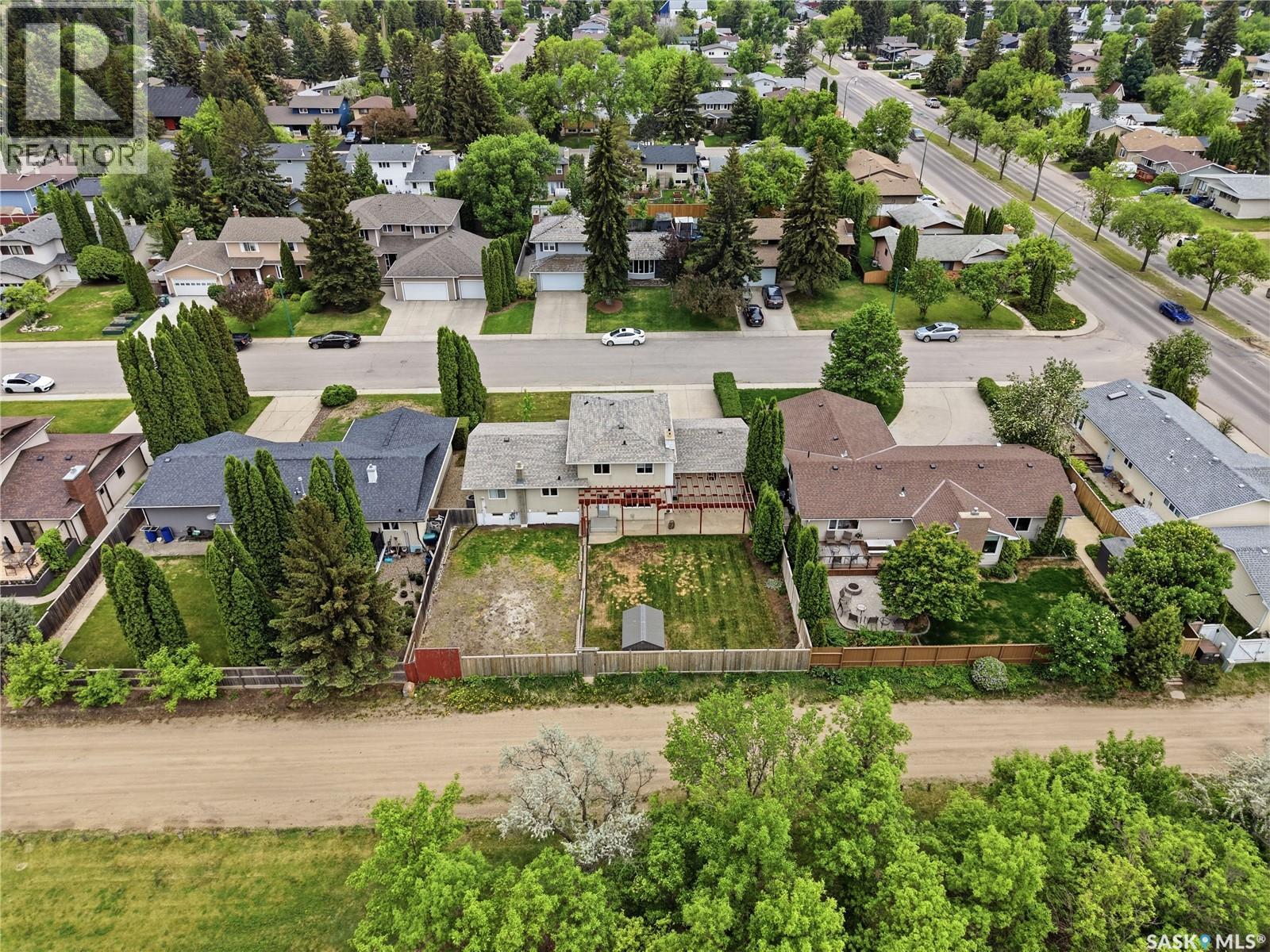 86 Duncan CRESCENT - 57