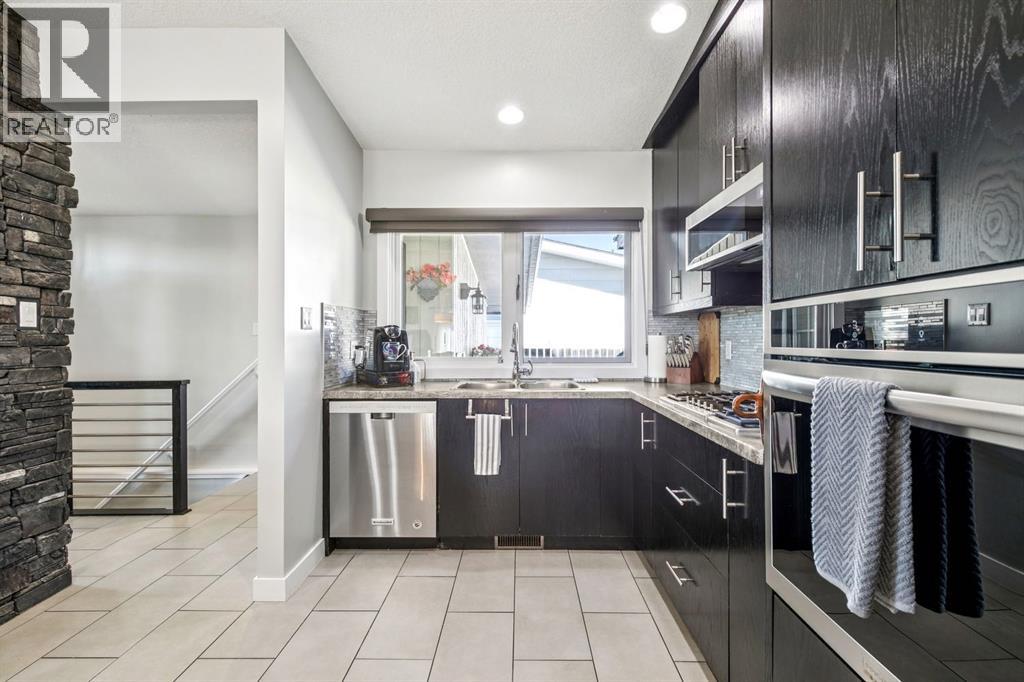 724 Willacy Drive SE - 12