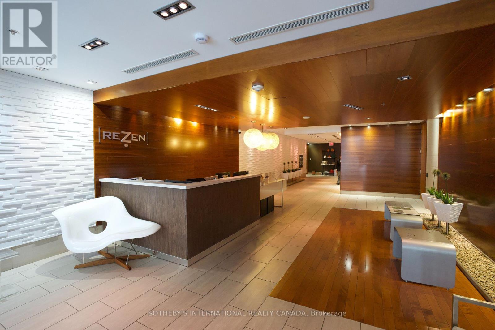 #408 205 FREDERICK STREET - 1