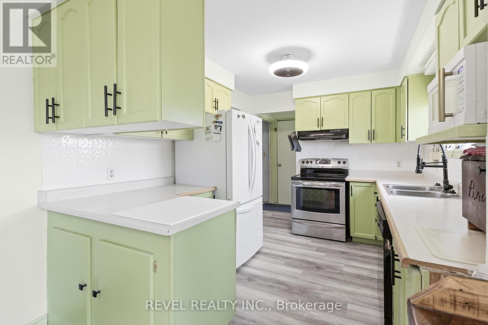 1038 CRESSWELL ROAD - 10