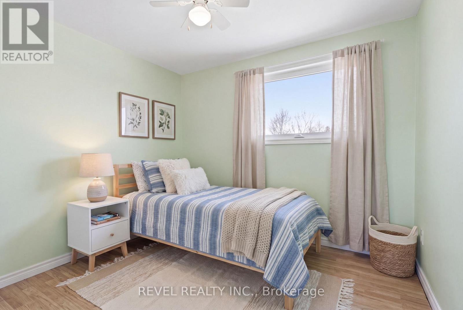1038 CRESSWELL ROAD - 24