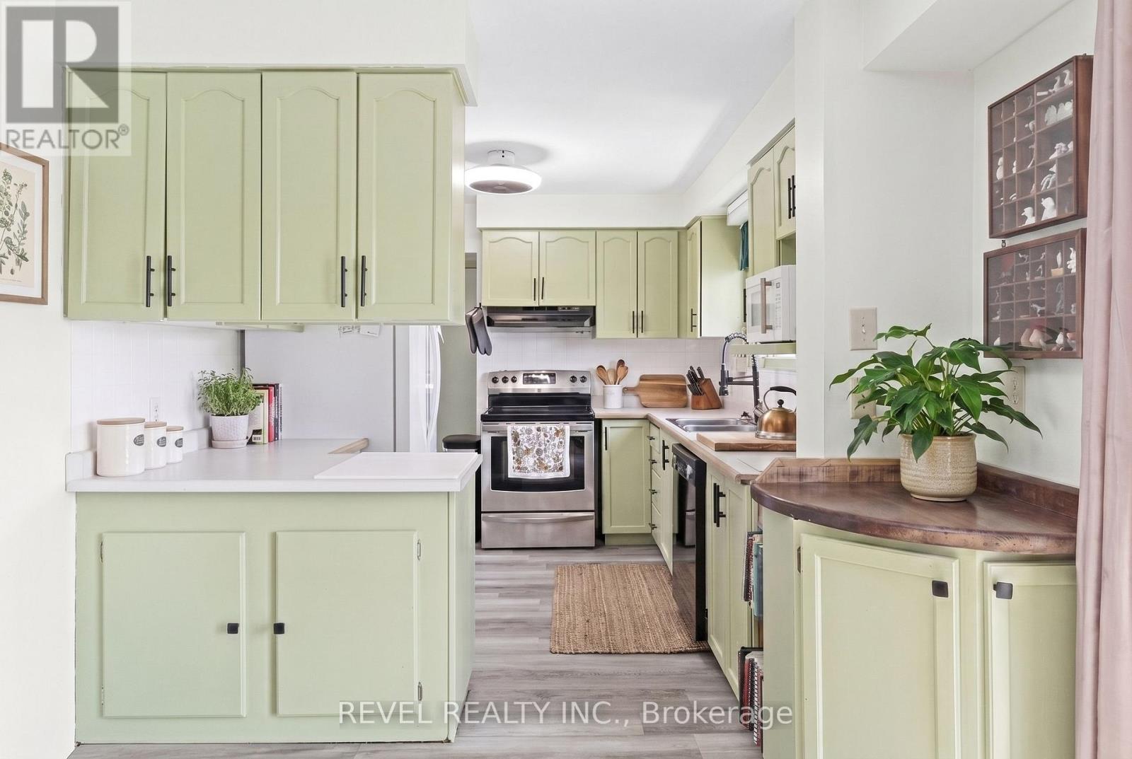 1038 CRESSWELL ROAD - 6