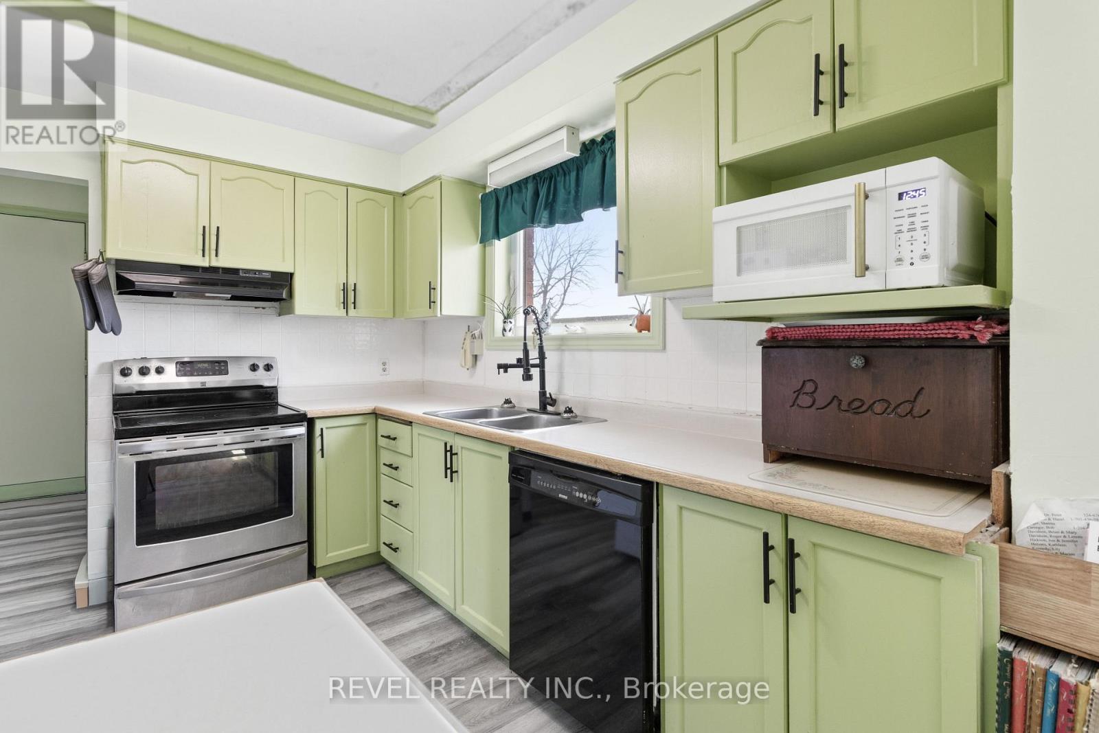 1038 CRESSWELL ROAD - 8