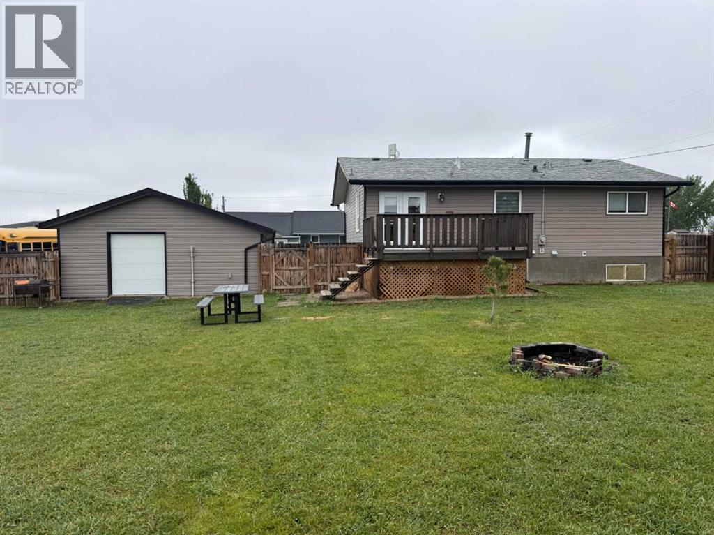302 5 Avenue W - 35