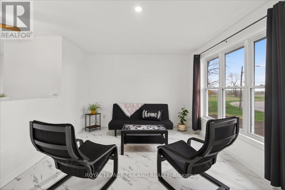14 WELLINGTON AVENUE - 10