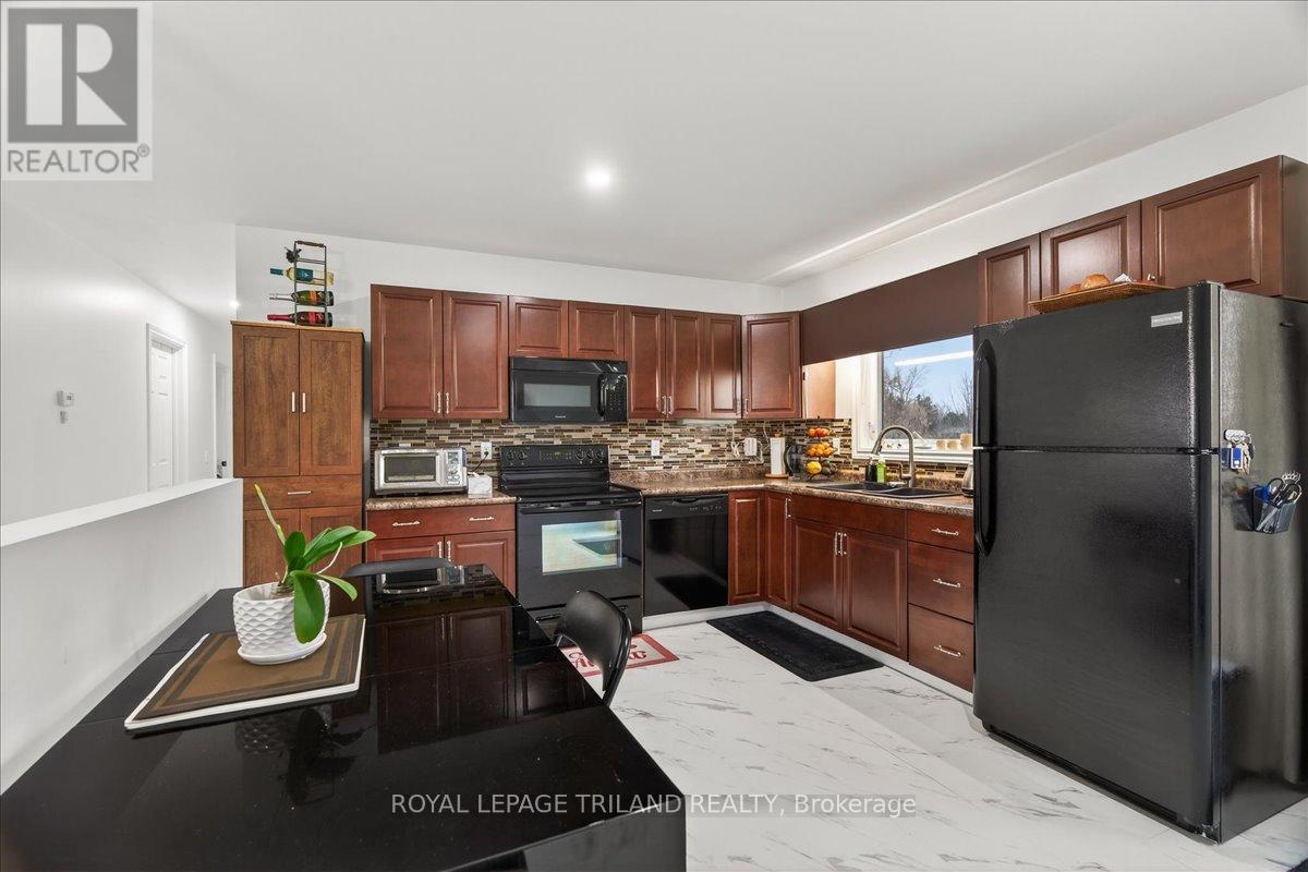 14 WELLINGTON AVENUE - 14