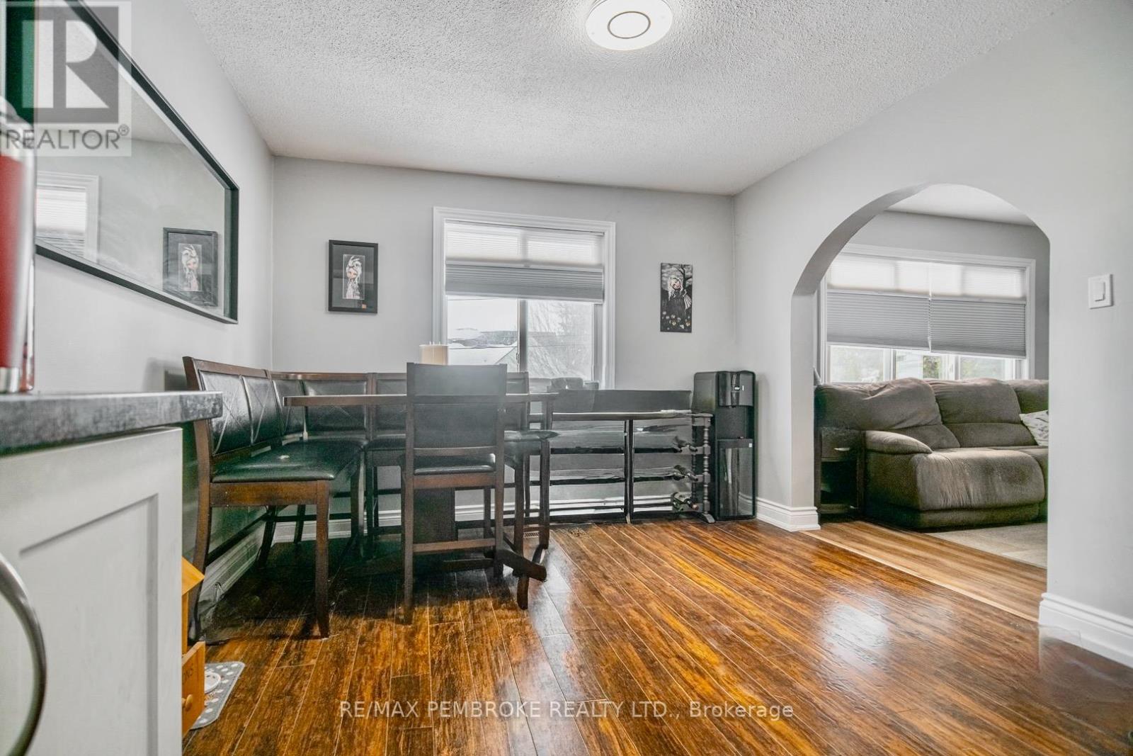 61 DORAN ROAD - 8