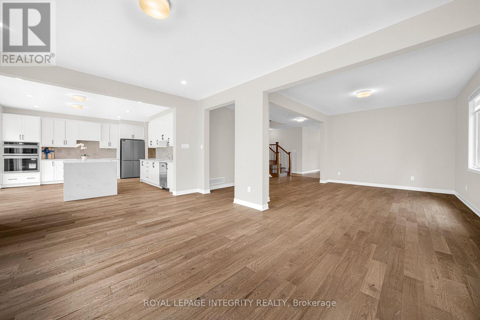 5+ Bedroom for Sale in Ottawa – 804 TINCTURE PLACE – By Peter Sagos - Image 11