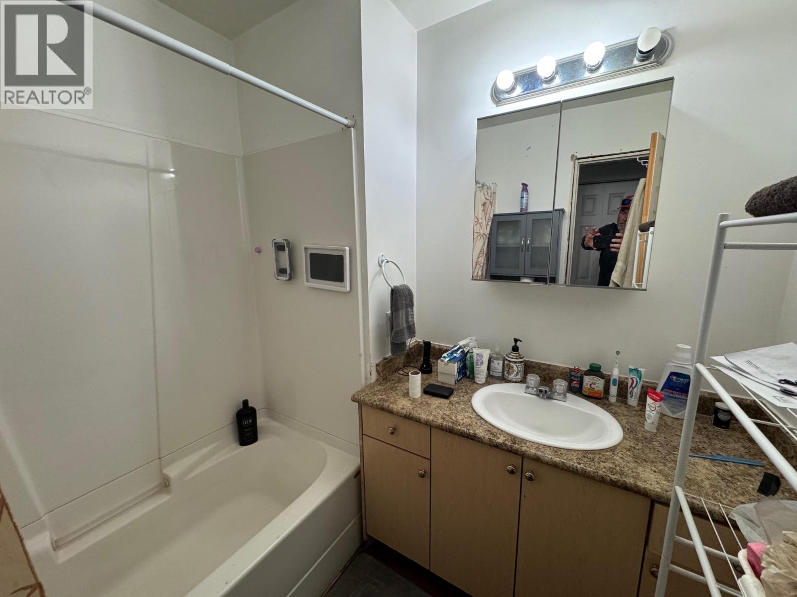 2290 Blair Street - 21