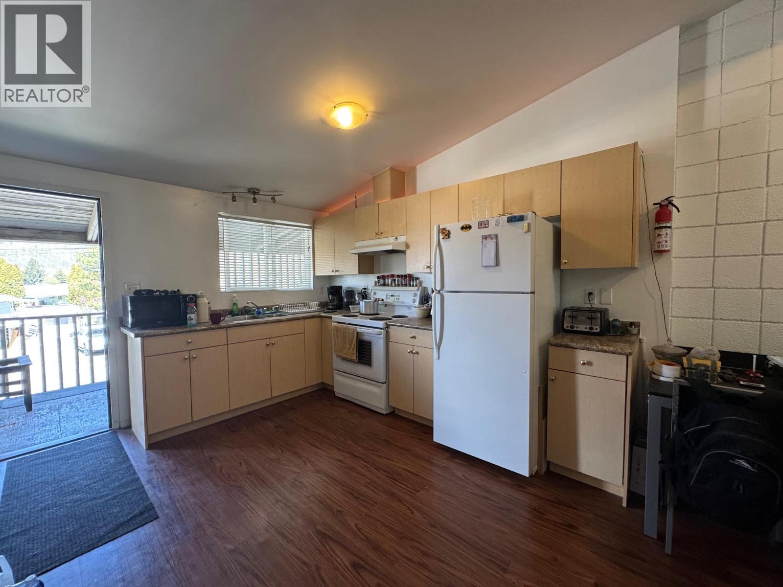 2290 Blair Street - 30