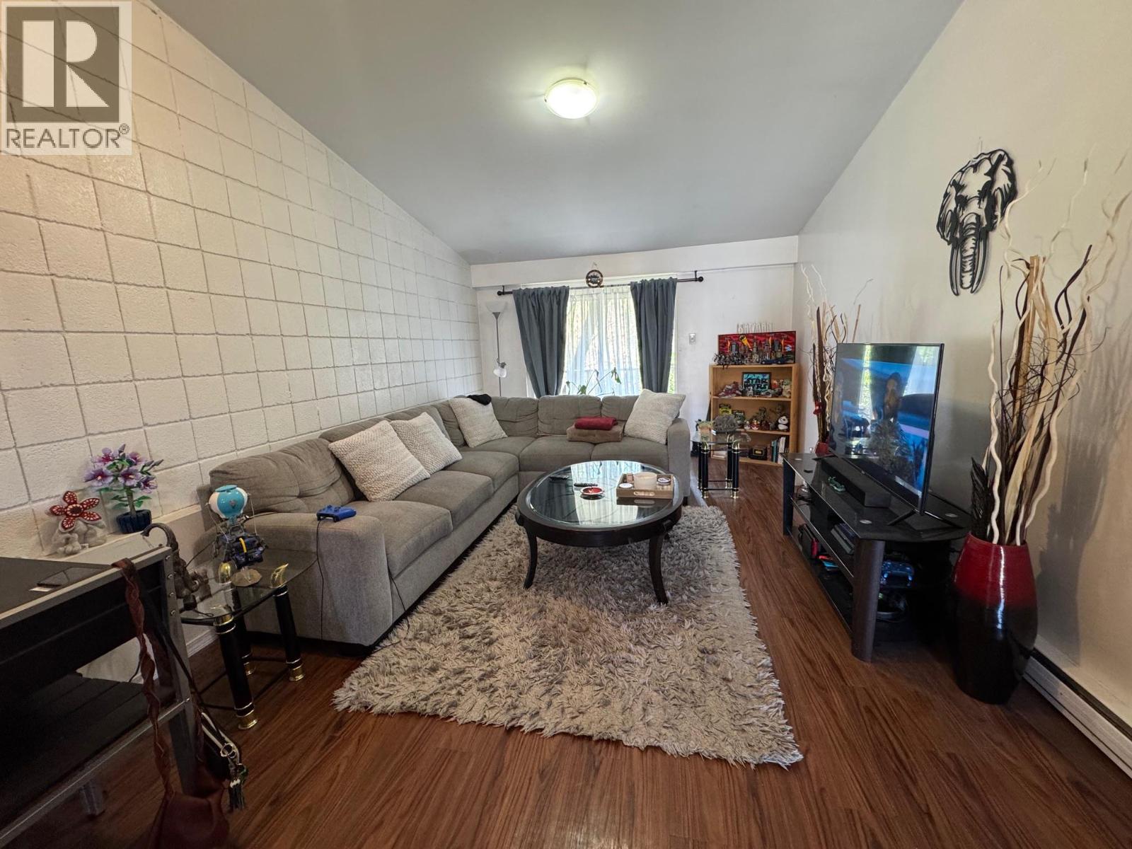 2290 Blair Street - 26