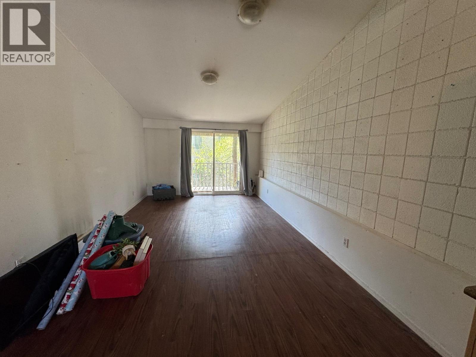 2290 Blair Street - 31