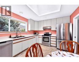 Primary Bedroom - 272 Valleyview Place, Kamloops, BC V2C6M4 Photo 12