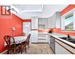 Dining room - 272 Valleyview Place, Kamloops, BC V2C6M4 Photo 14