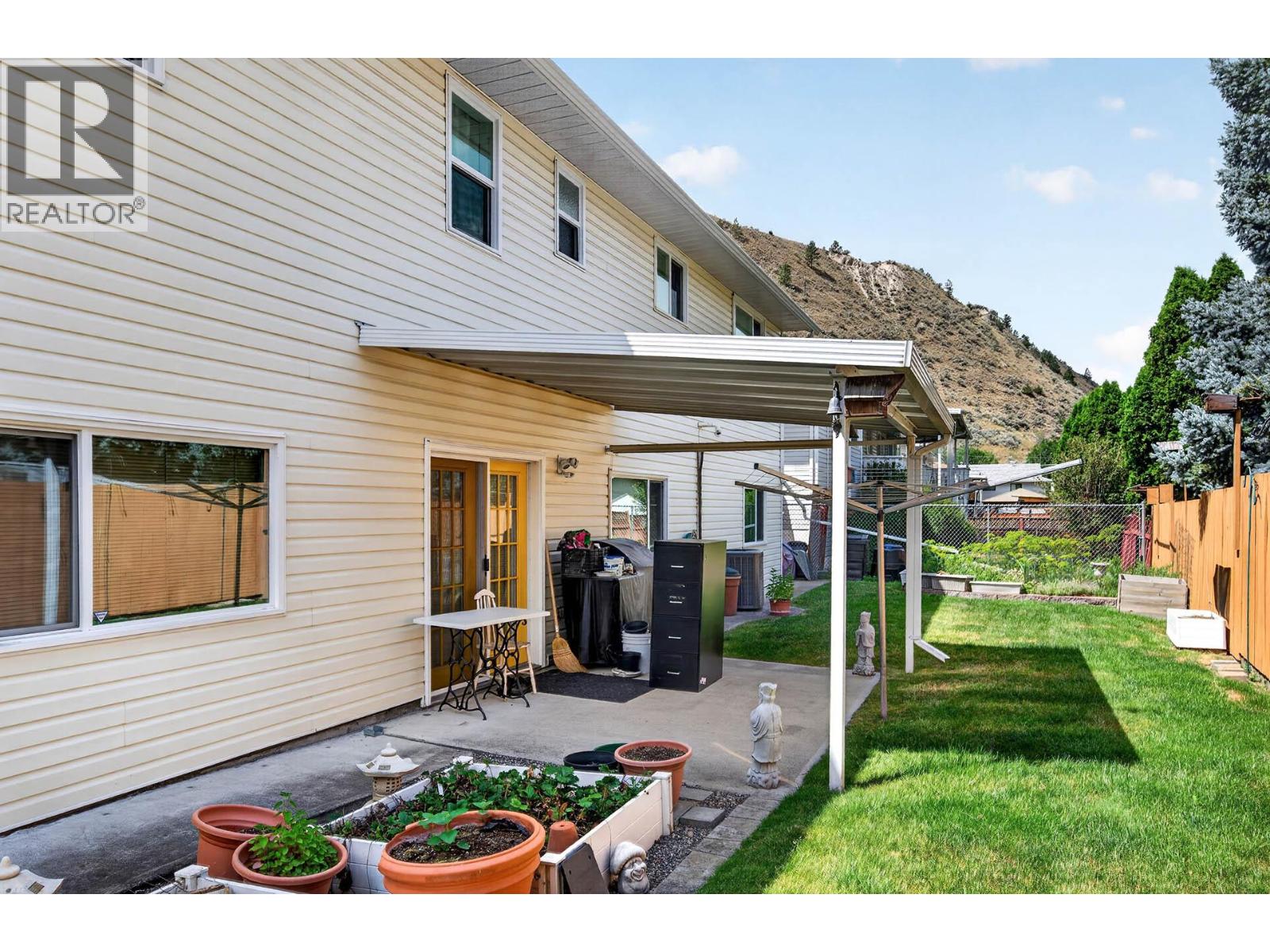 272 Valleyview Place - 38