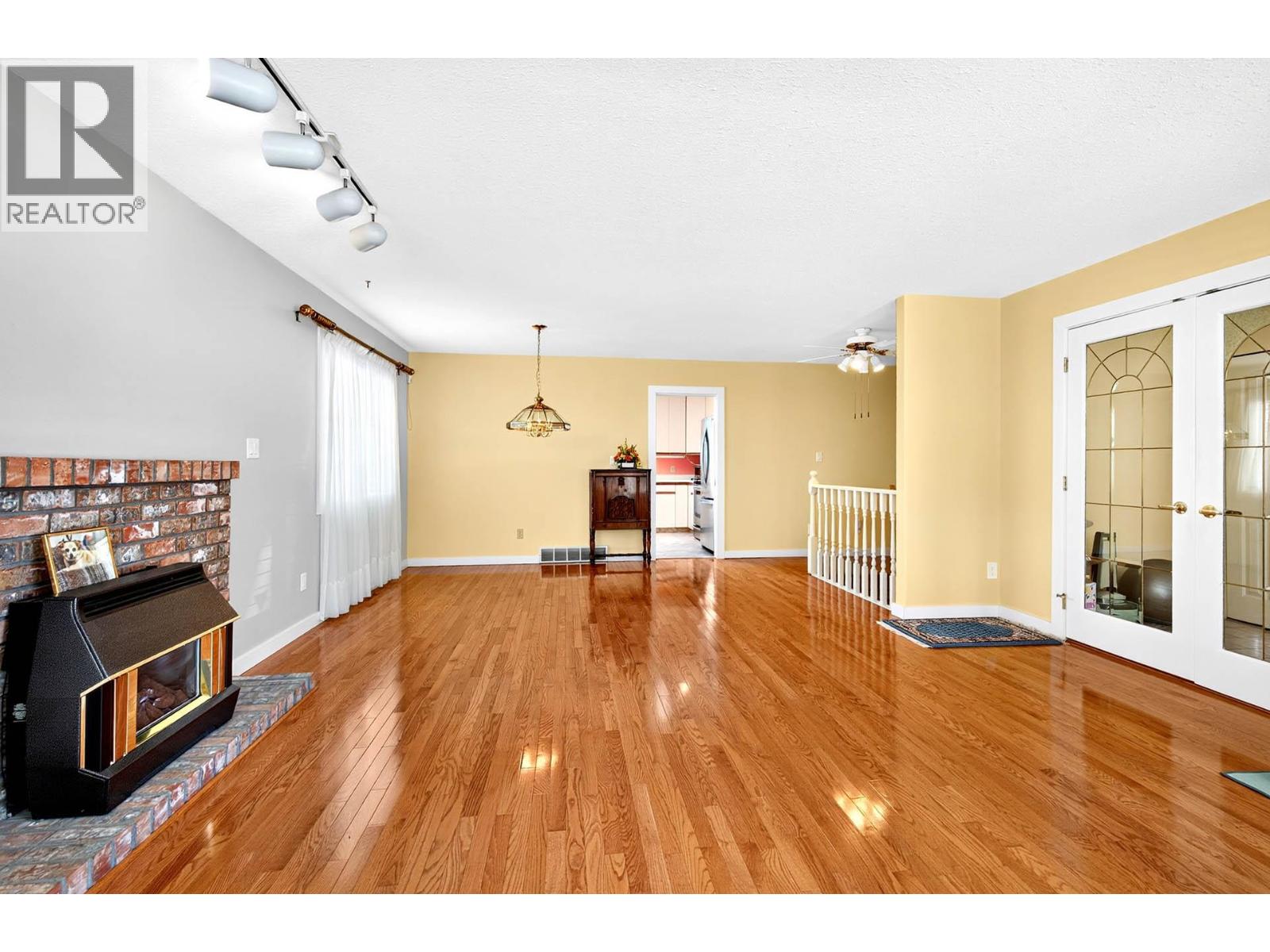 272 Valleyview Place - 7