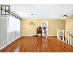 4pc Bathroom - 272 Valleyview Place, Kamloops, BC V2C6M4 Photo 9