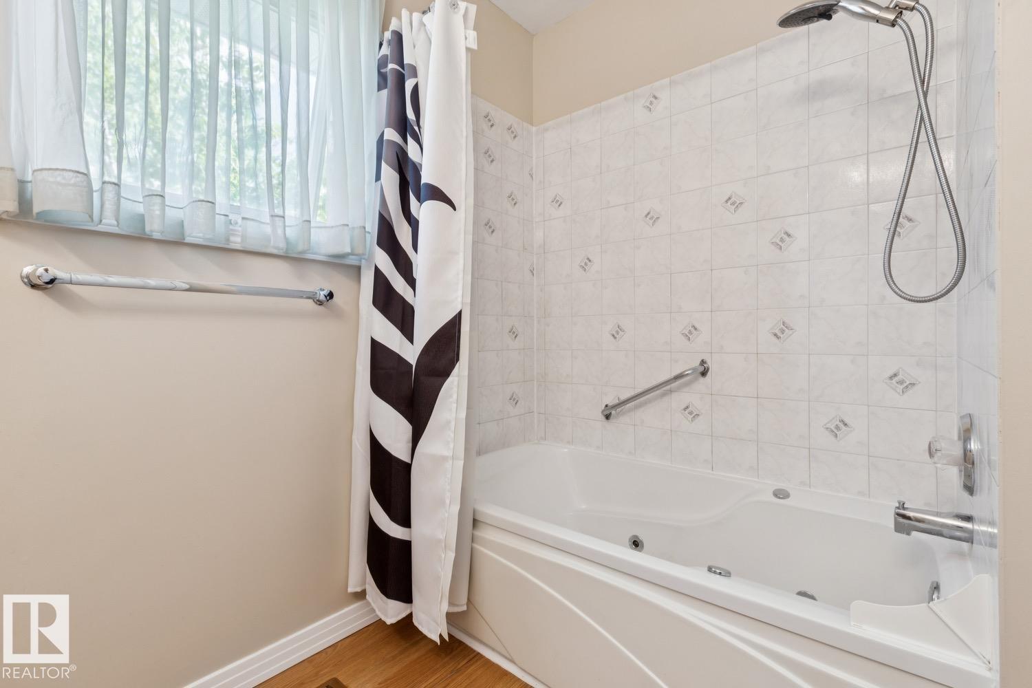 3015 131 AV NW - 31