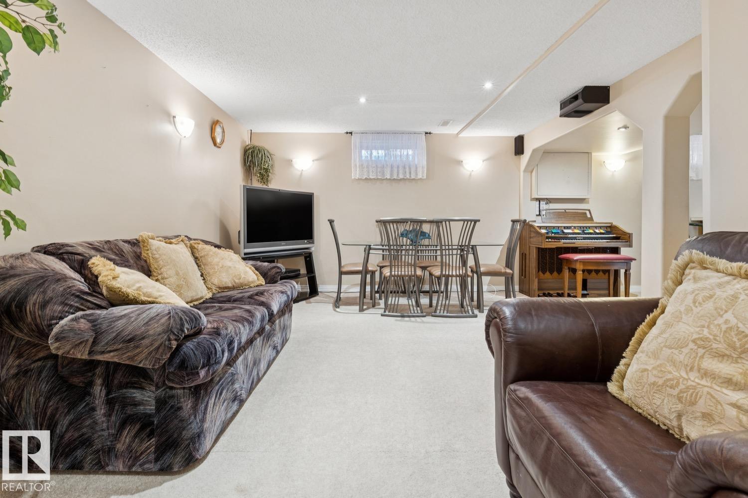 3015 131 AV NW - 33