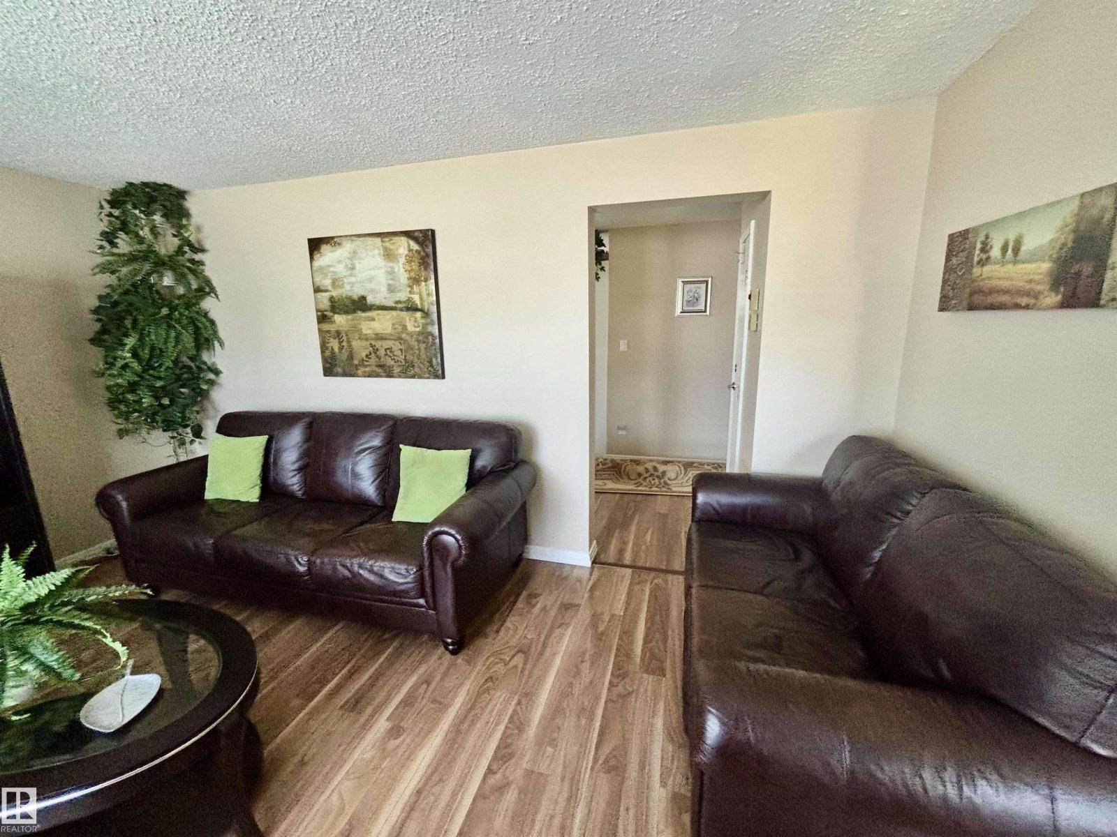 3015 131 AV NW - 15