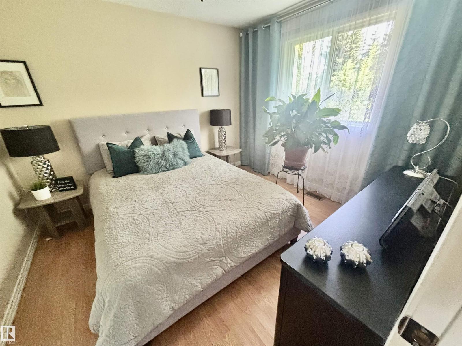 3015 131 AV NW - 26