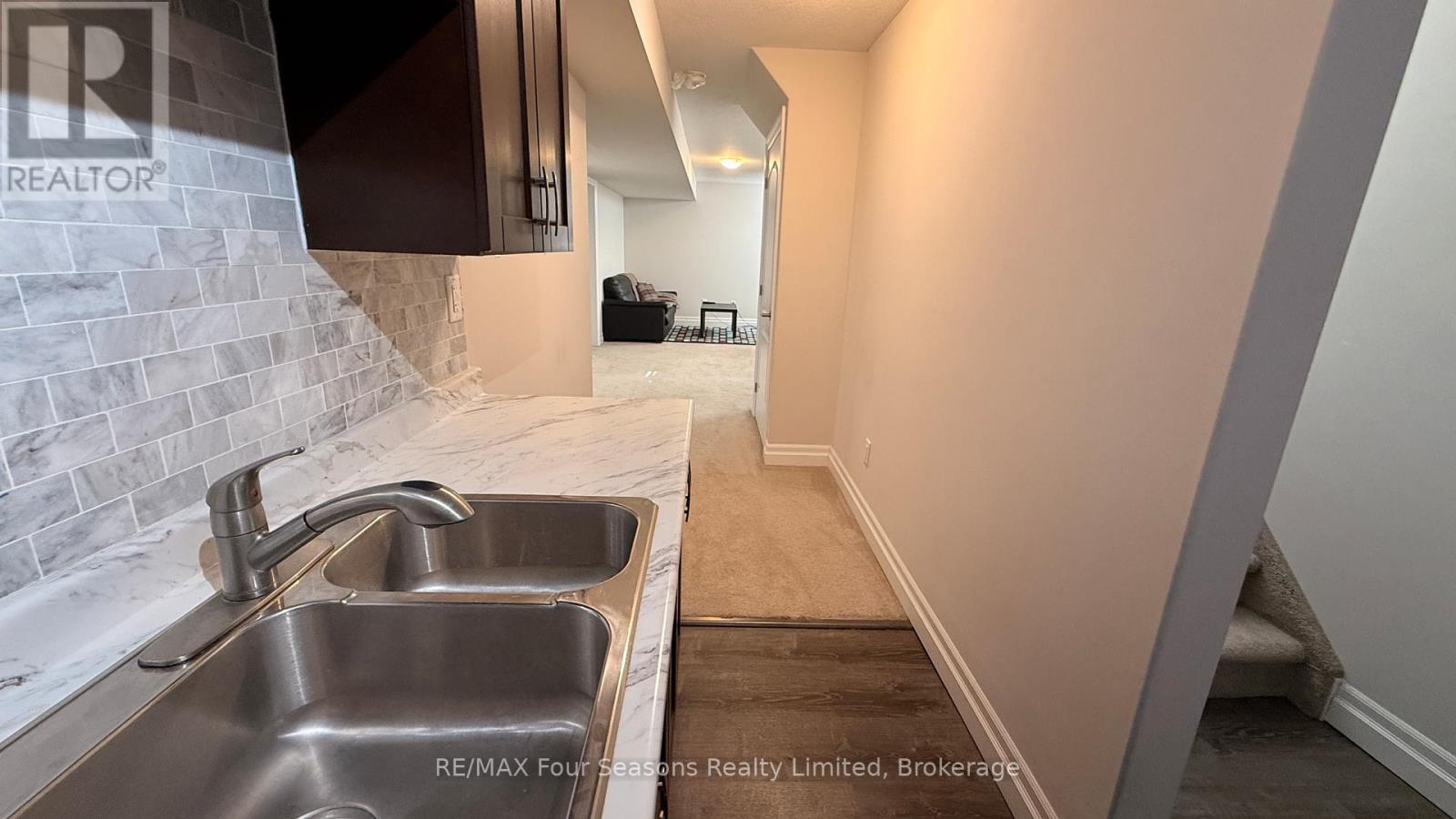 399 DEVONSHIRE ROAD - 26