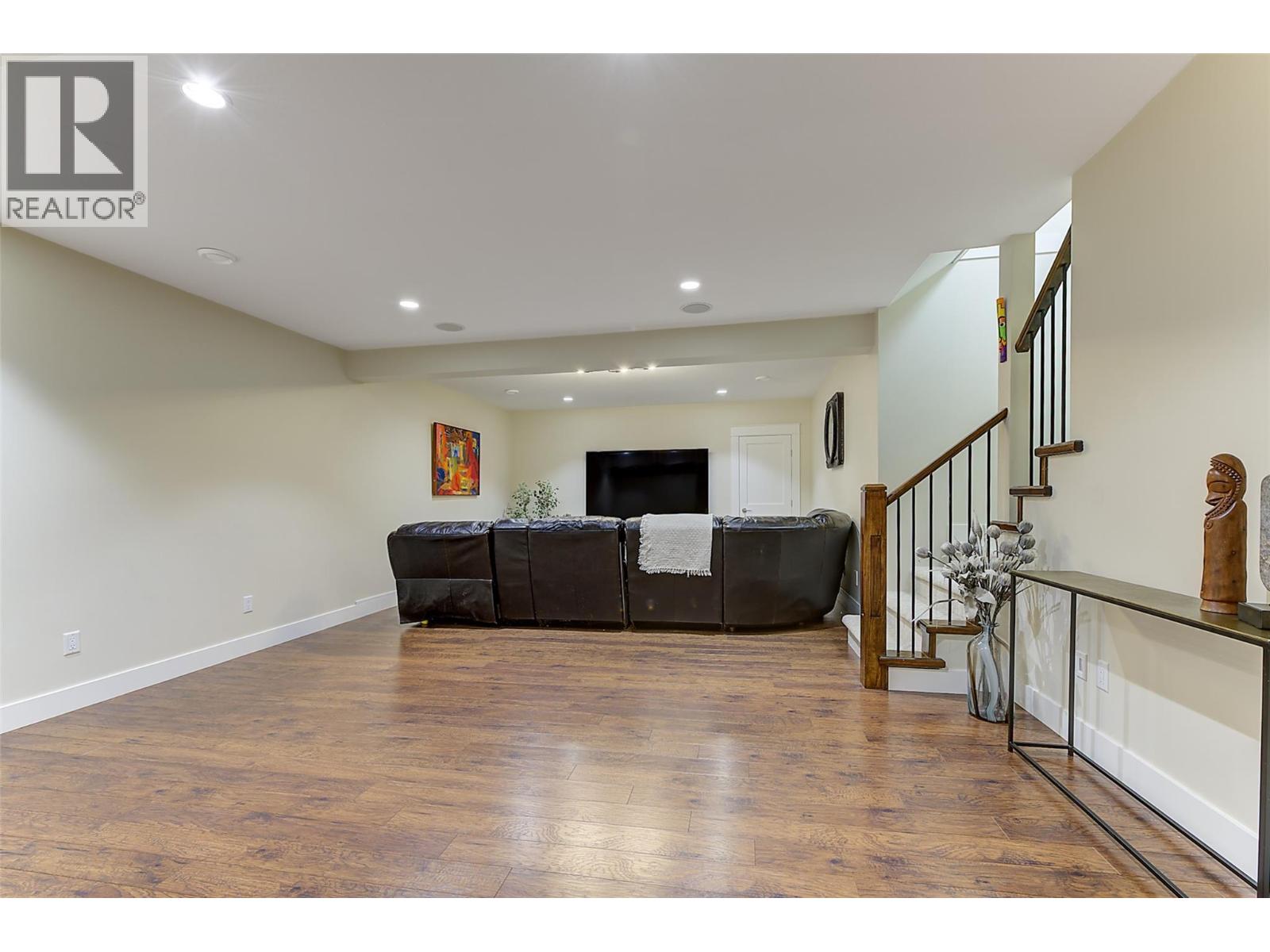  5049 Treadgold Court, Kelowna