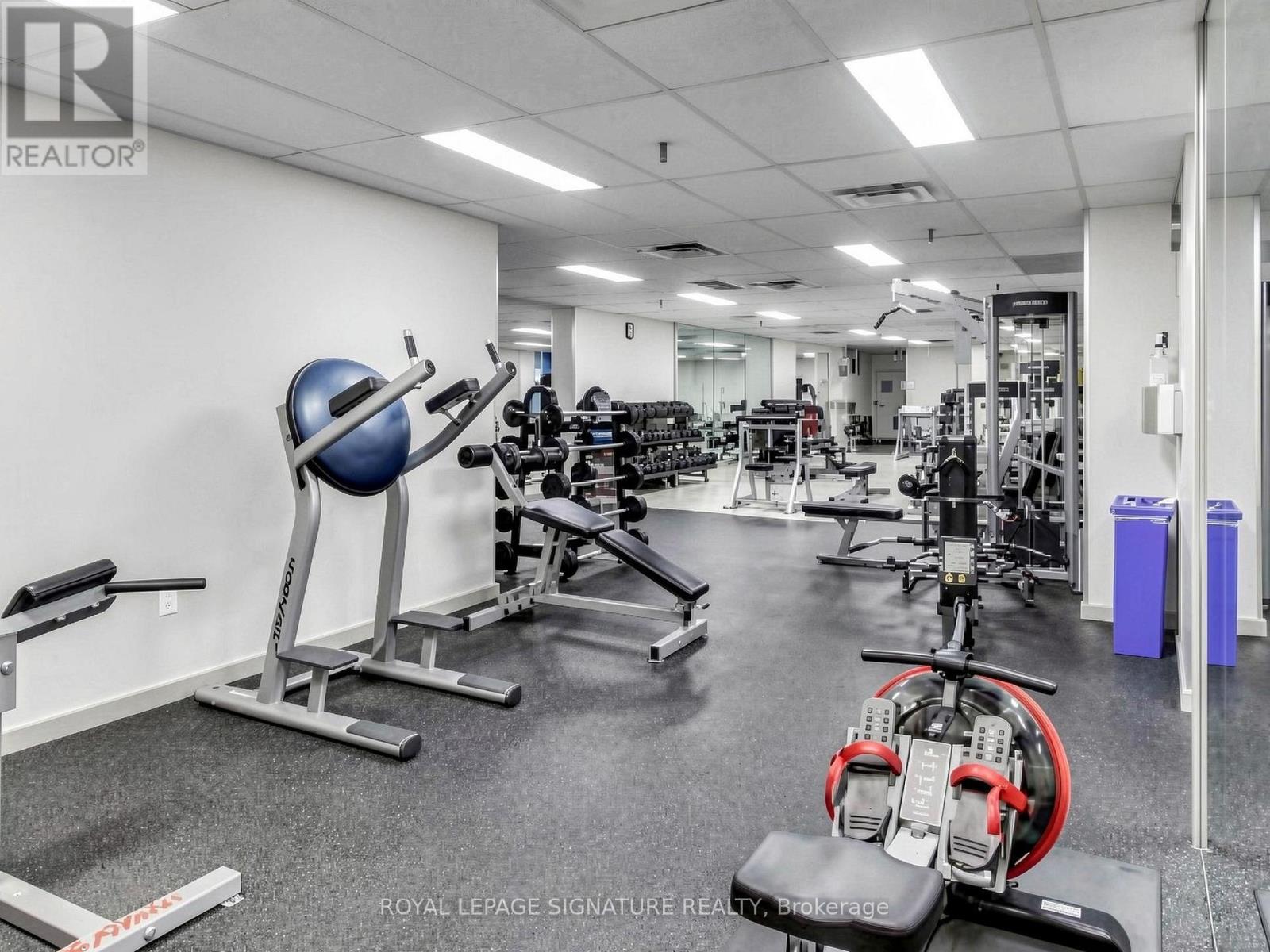 #1603 705 KING STREET W - 32