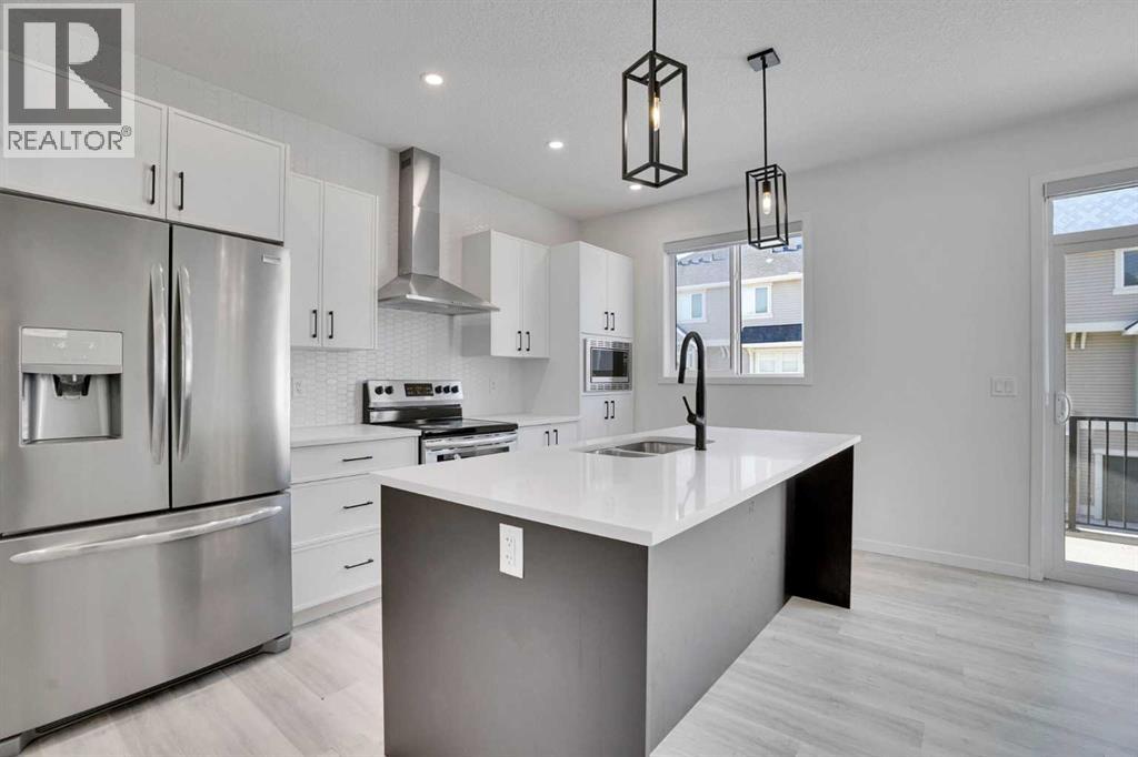 229 SOUTH POINT Park SW - 3