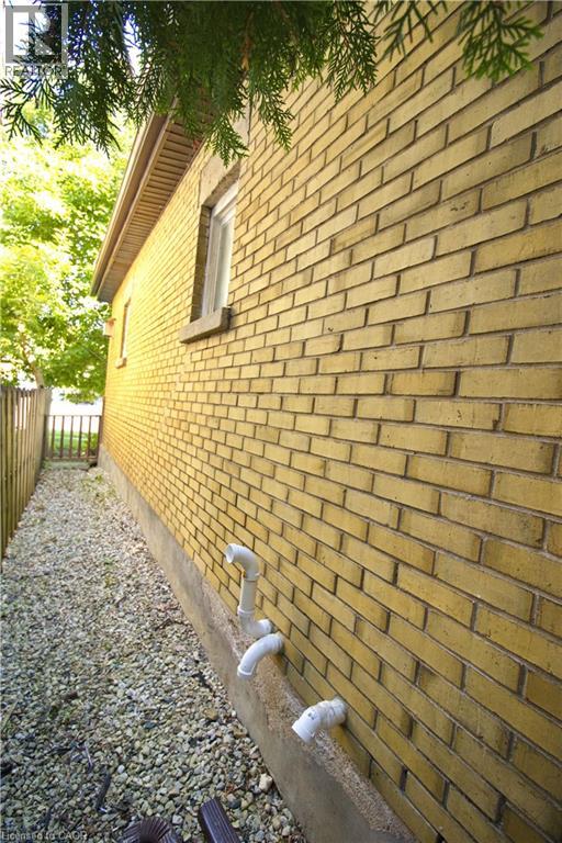 344 PAISLEY Road - 6