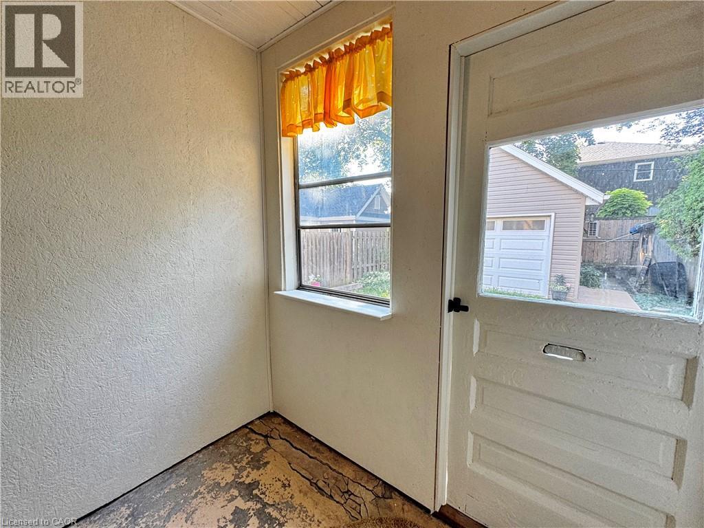 344 PAISLEY Road - 9