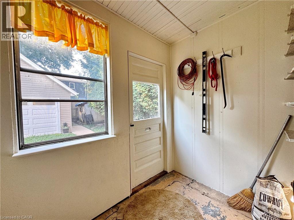 344 PAISLEY Road - 10