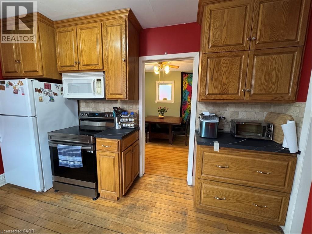 344 PAISLEY Road - 37
