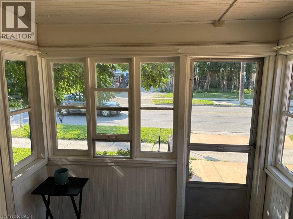 344 PAISLEY Road - 3