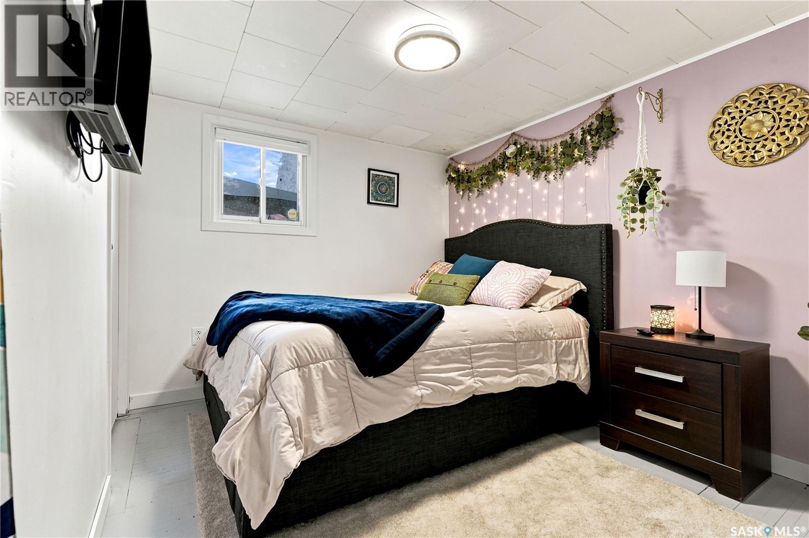 427 K AVENUE N - 22