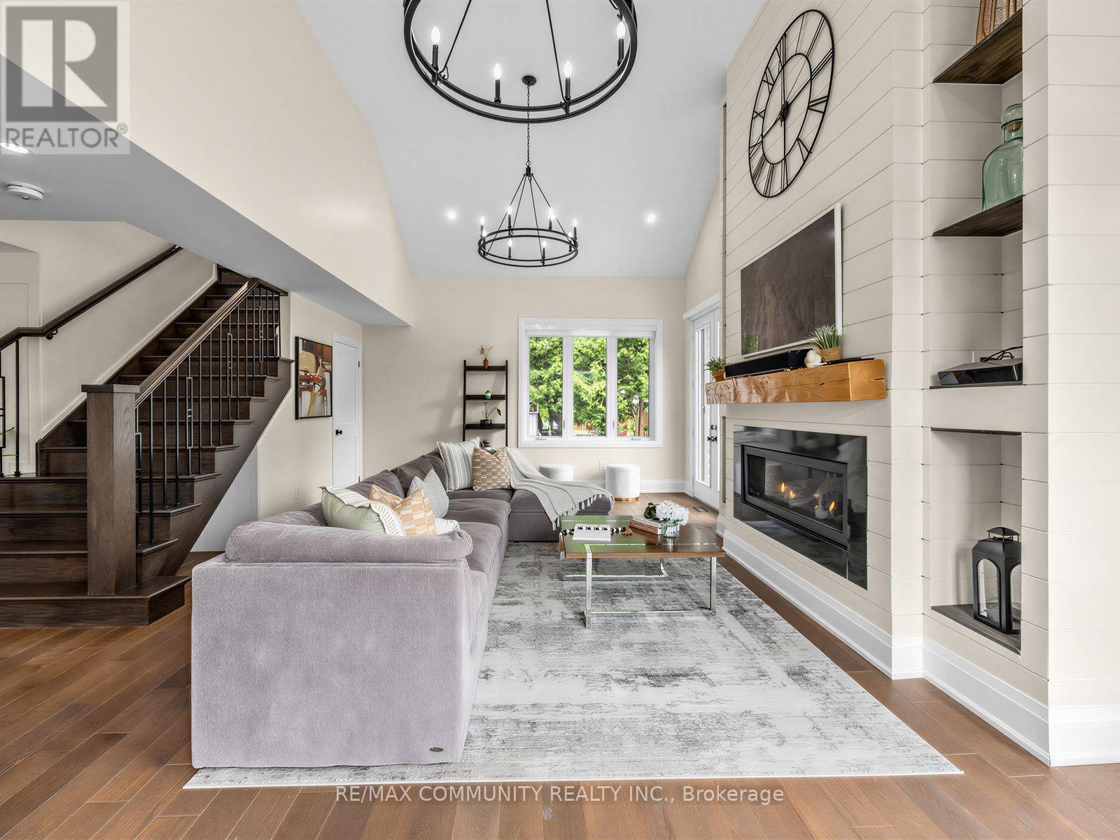 38 ROBMAR STREET E - Image 14