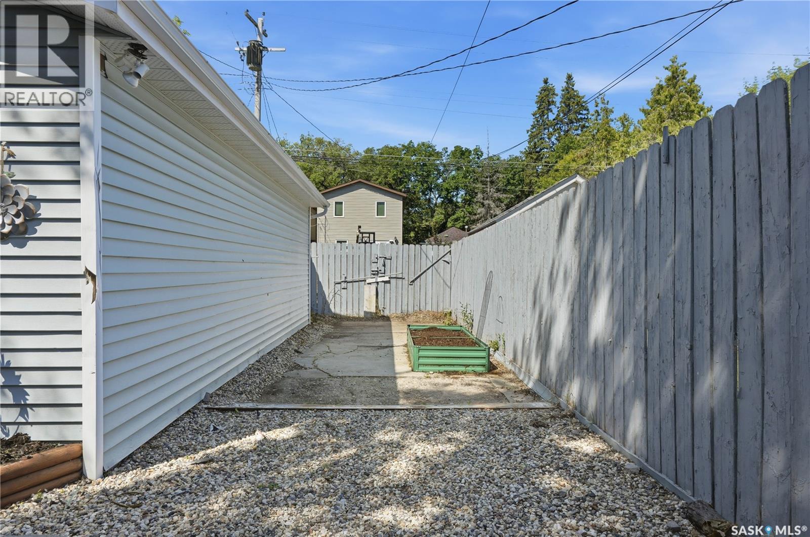 427 K AVENUE N - 36