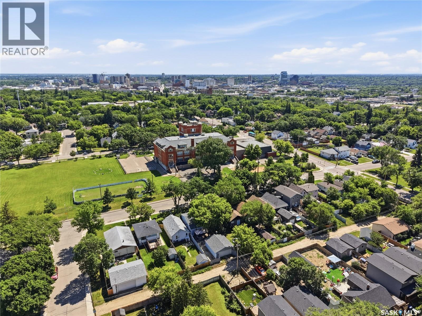 427 K AVENUE N - 44