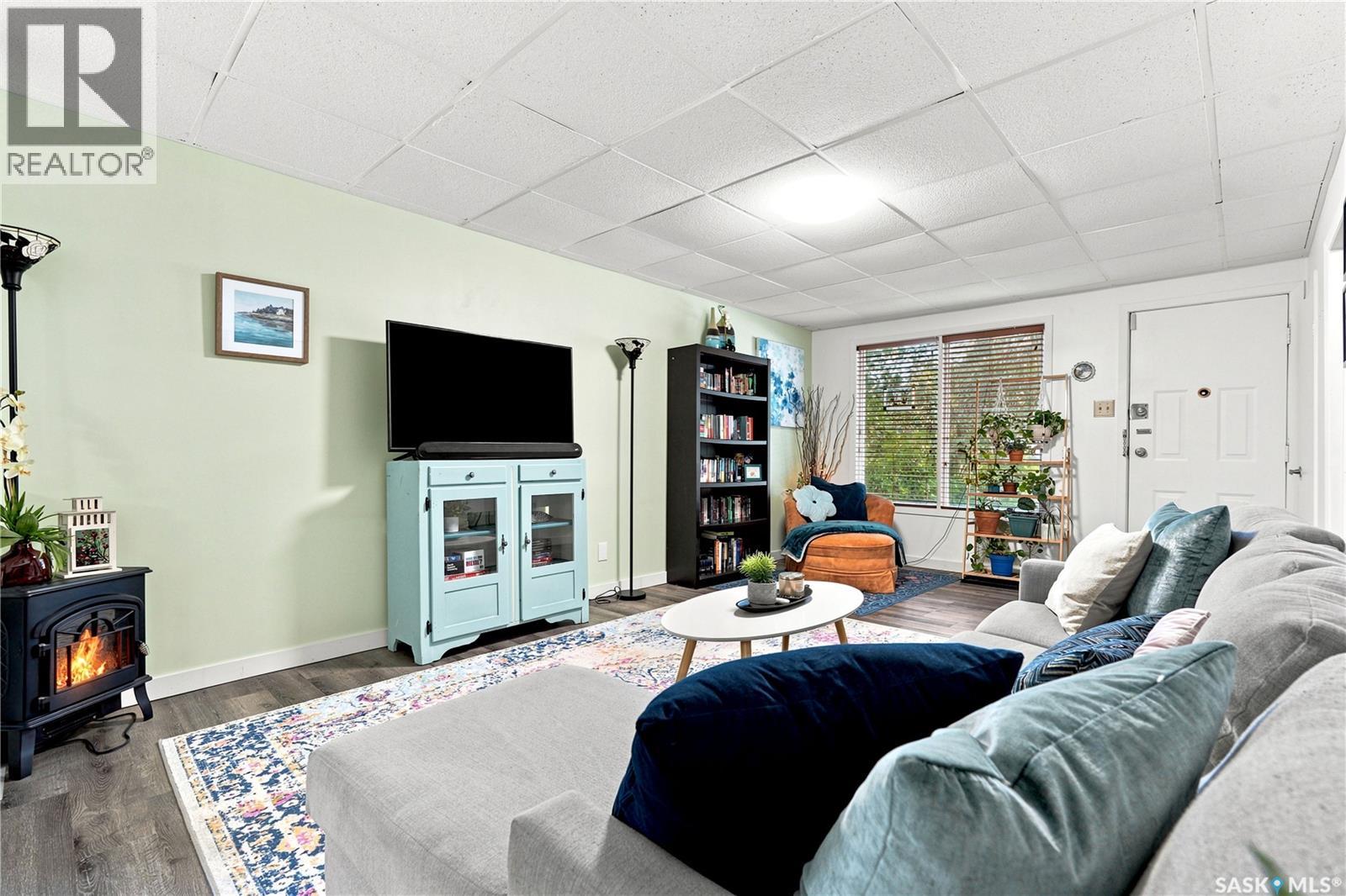 427 K AVENUE N - 9
