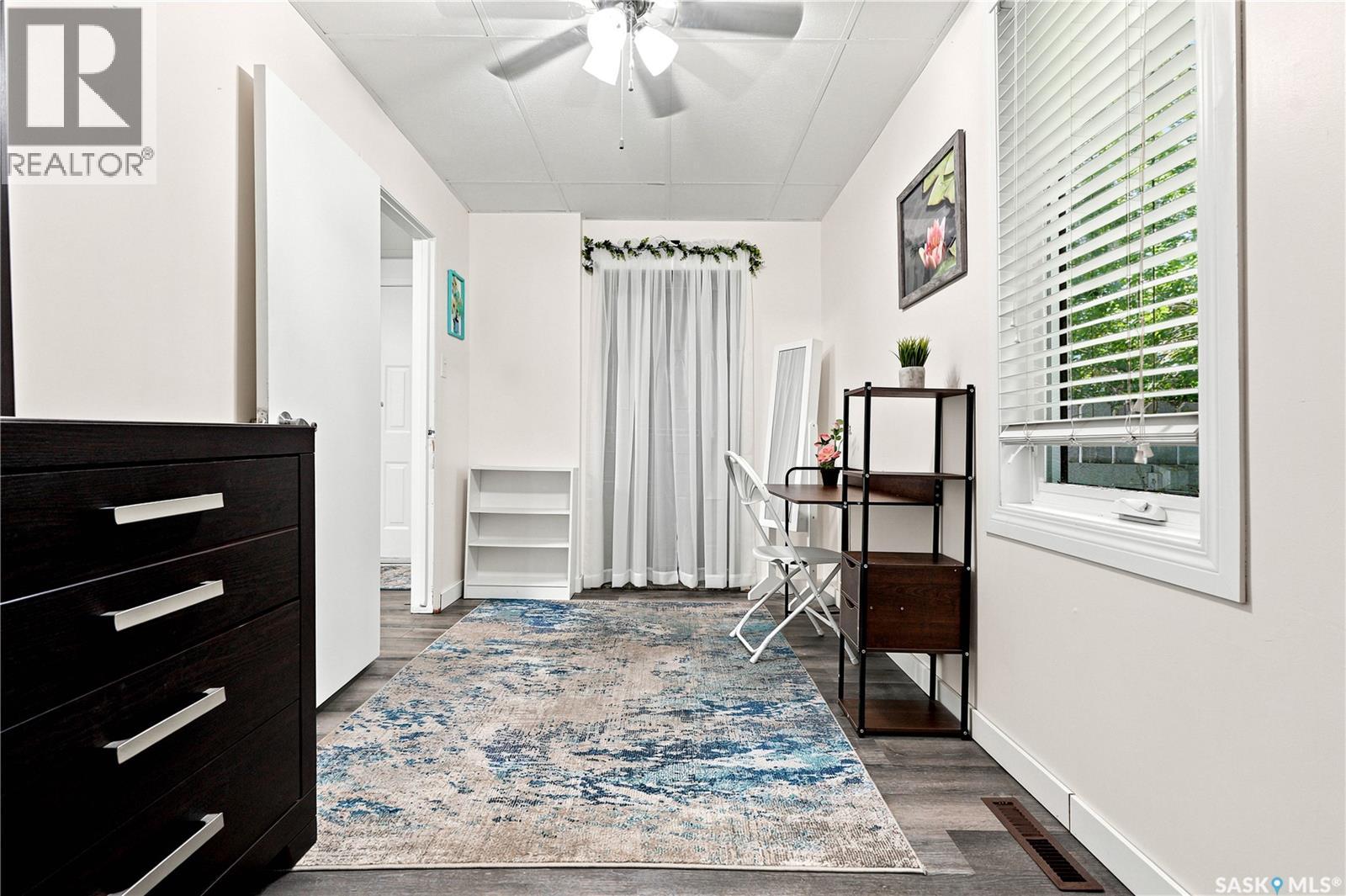 427 K AVENUE N - 10