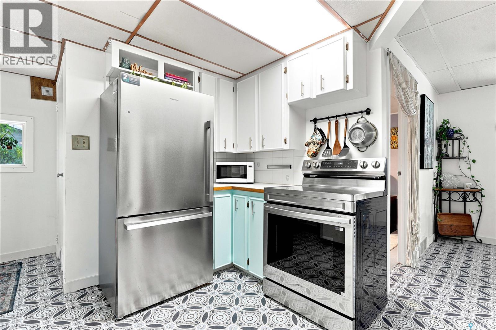 427 K AVENUE N - 21
