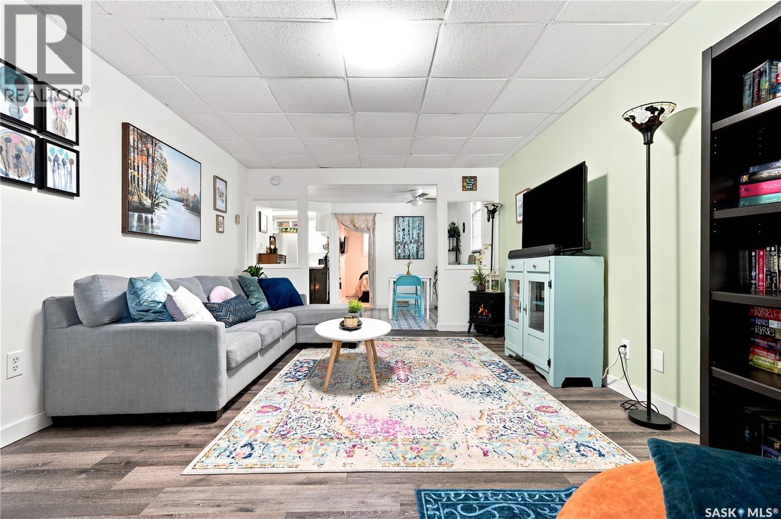427 K AVENUE N - 6