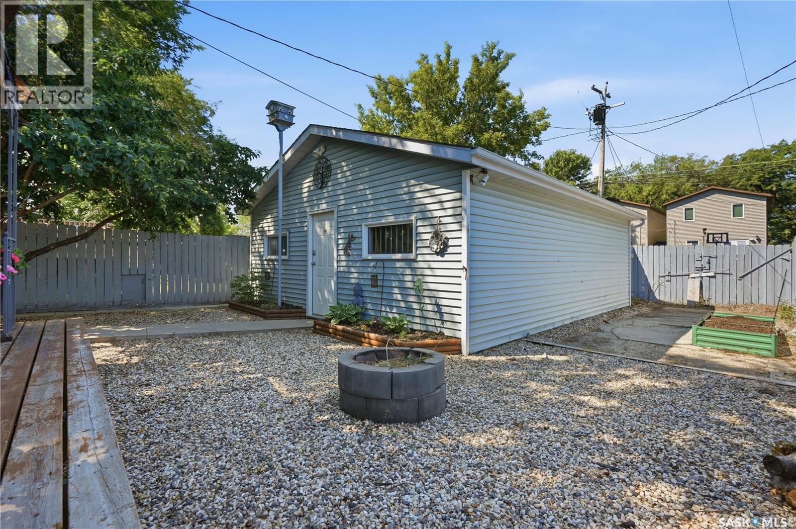427 K AVENUE N - 35