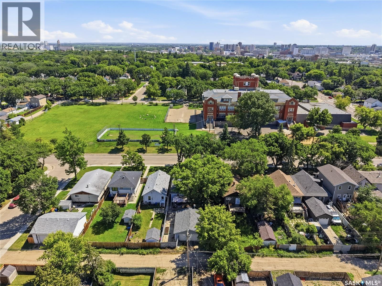 427 K AVENUE N - 42